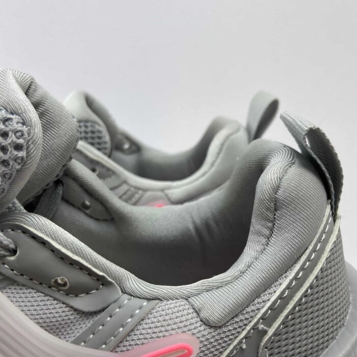 کتونی نایکی وی تو کی ران طوسی | Nike V2KRUN