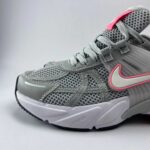 کتونی نایکی وی تو کی ران طوسی | Nike V2KRUN